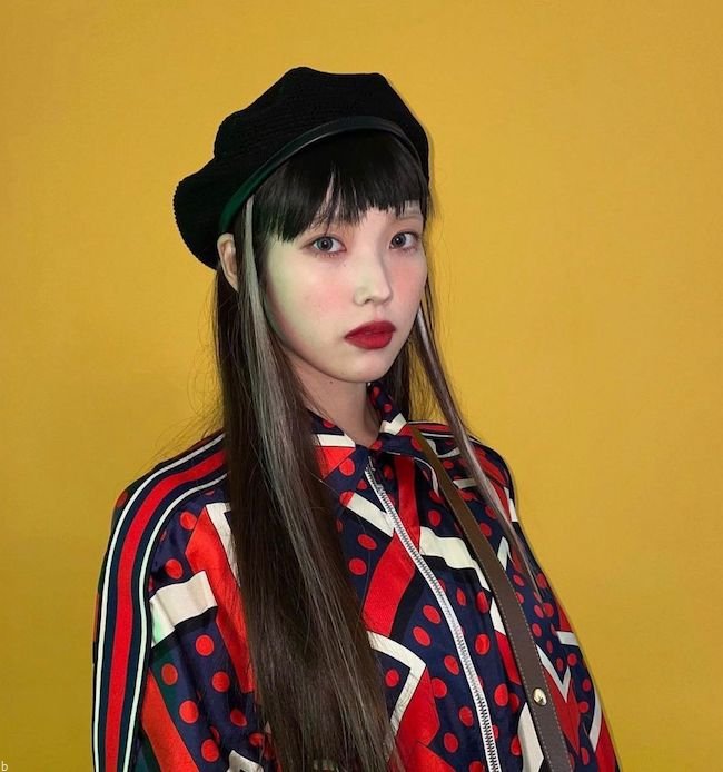 آی یو IU کیست؟ | بیوگرافی خواننده جذاب کره ای به همراه عکس داغ و حواشی او