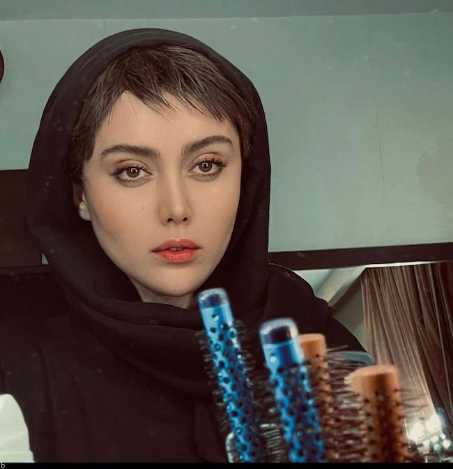 بیوگرافی شادی مختاری بازیگر ایرانی و خبرنگار معروف (+عکس بدون حجاب)