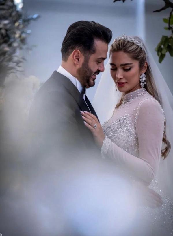 مراسم ازدواج لاکچری آناشید حسینی و دکتر امین رضا چلبیانلو (+عکس و بیوگرافی)